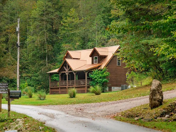 170 Birch Hollow Rd, Stanton, KY 40380