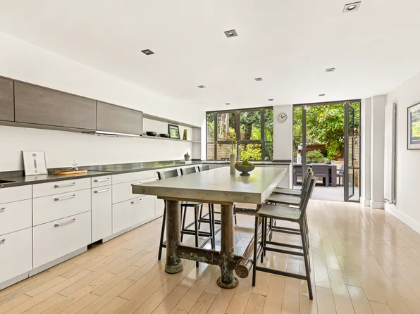 226 6th Avenue image 6 of 20