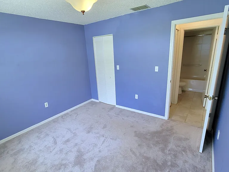 10819 Chenequa Ct — Photo 24