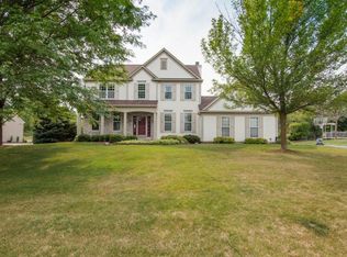 W147N10363 Heritage Hills Pkwy, Germantown, WI