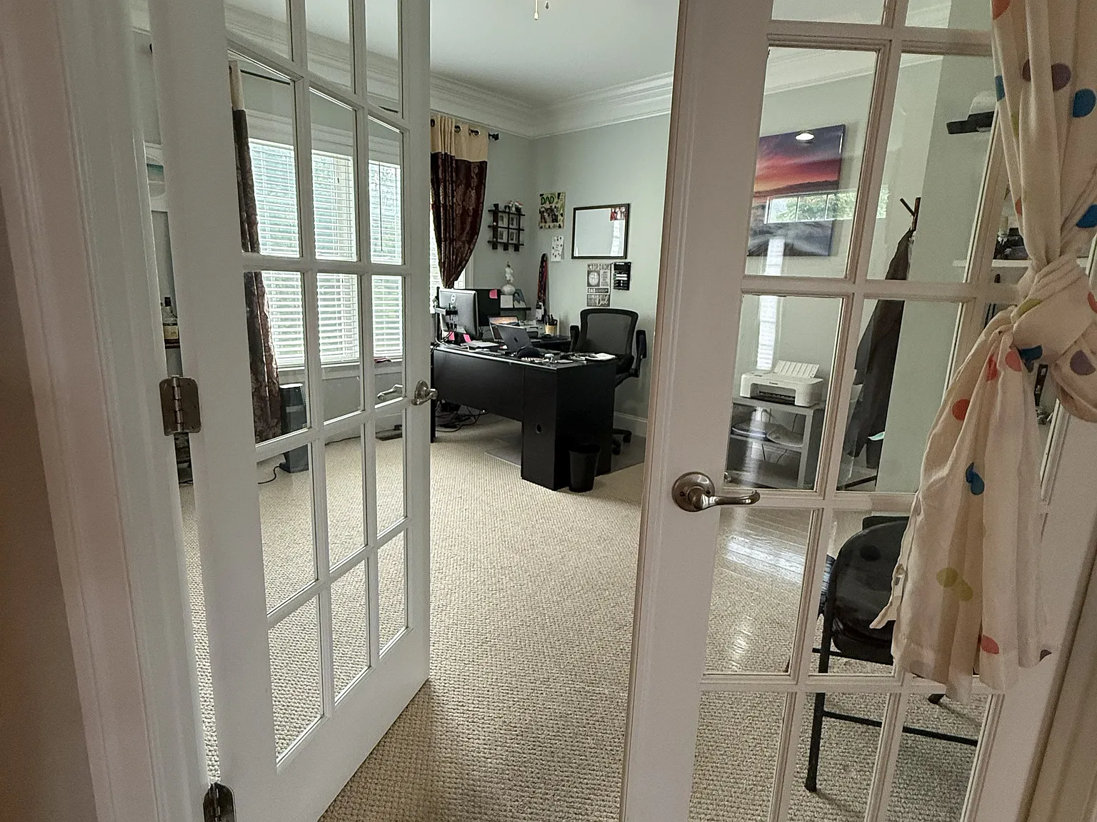 5 bed, 3850 sqft, $4,799 — Photo 4