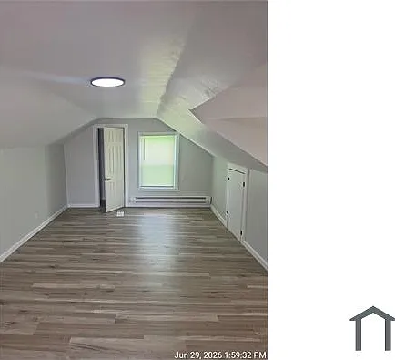 3 bed, $1,220 — Photo 2