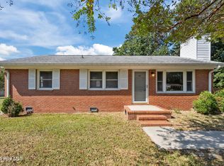 2503 Country Club Rd, Jacksonville, NC 28546