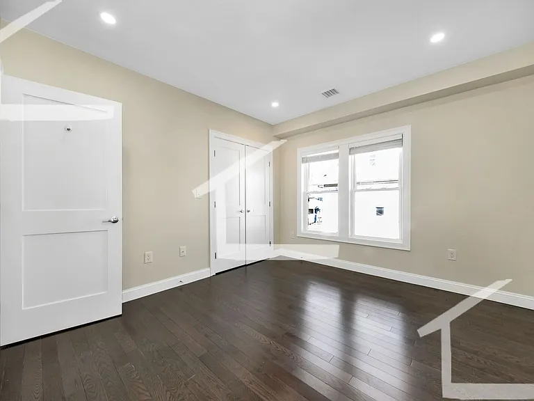 43 Wright Ave #2A — Photo 9