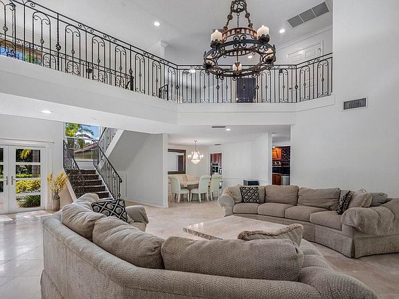 5th image of 2973 Sabalwood Court