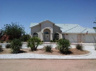 14188 Coachella Rd, Apple Valley, CA 92307