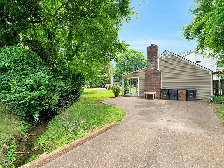 4007 Auburn Ln — Photo 33