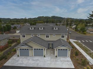 1591 37th St, Florence, OR 97439