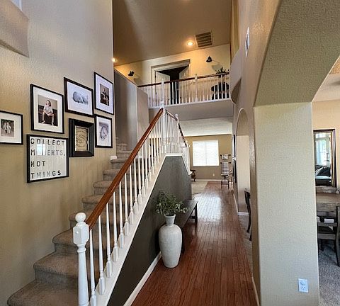3rd image of 448 Heartland Dr