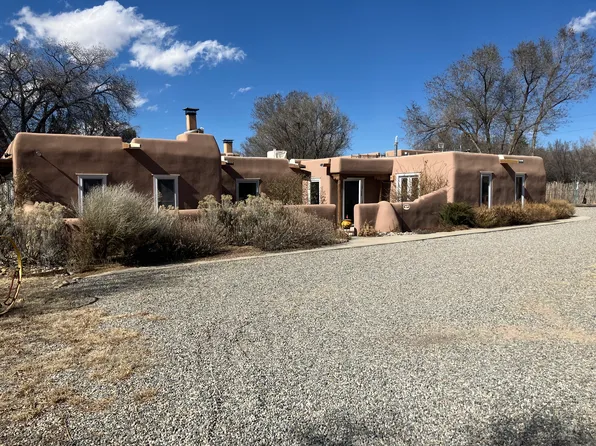 14 Alfalfa Fields Ln, Santa Fe, NM 87506