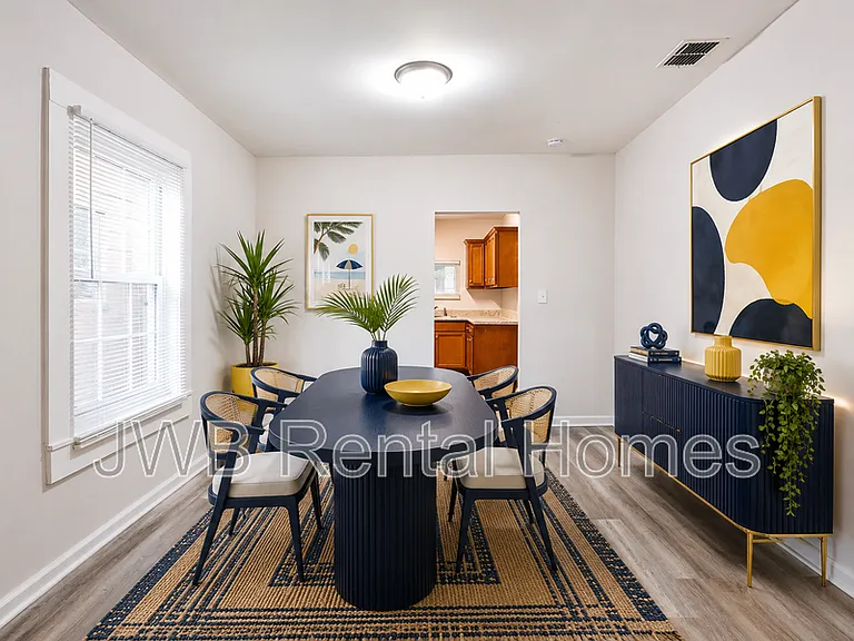 1265 W 31st St — Photo 5