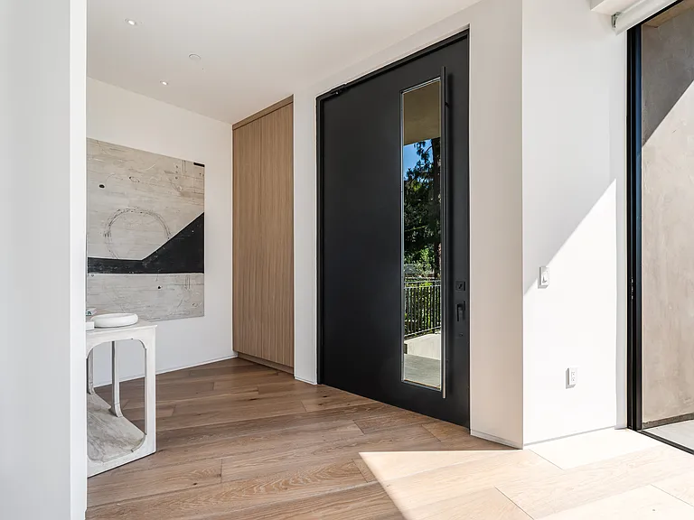 1205 Las Lomas Pl — Photo 9