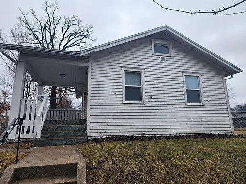 1217 Sorin St Photo 1