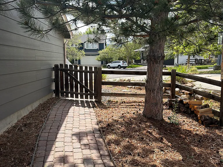 7676 Eagle Perch Ct — Photo 17