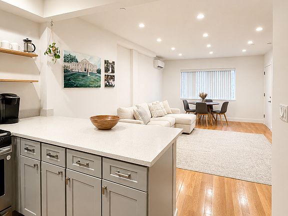 4th image of 8 E 4th St APT 1