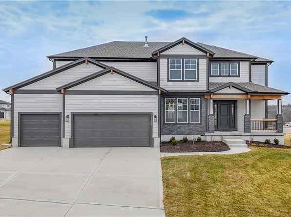 23829 W 59th St, Shawnee, KS 66226