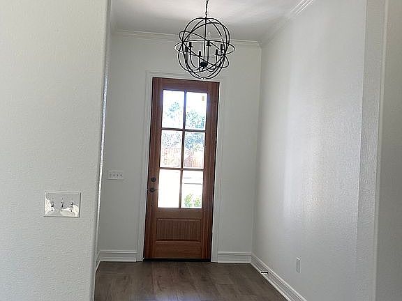 4th image of 8206 Fox Creek Ln