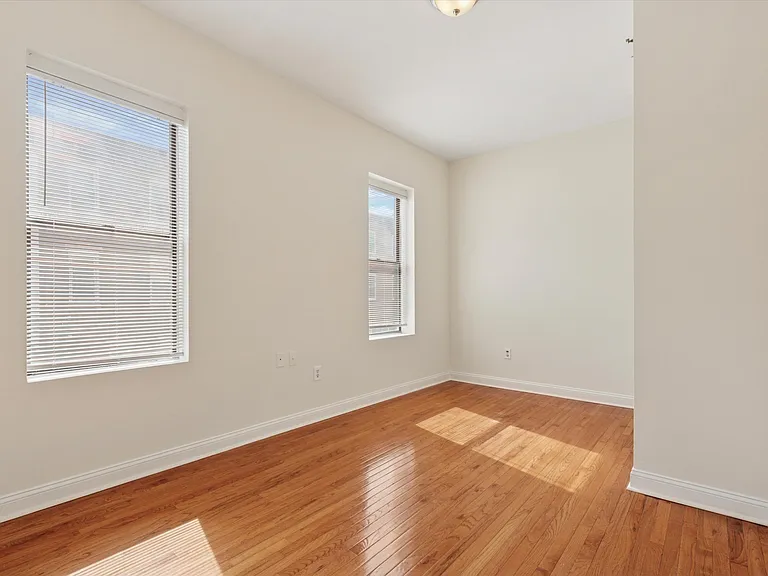 1601 Brown St #2 — Photo 9