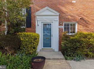 1713 Preston Rd, Alexandria, VA 22302