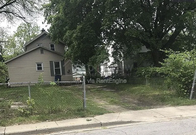 1105 Baxter St SE — Photo 8