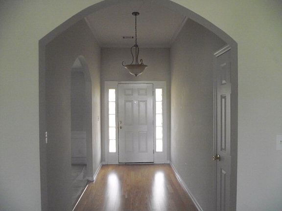 4th image of 1875 Beaver Creek Ln
