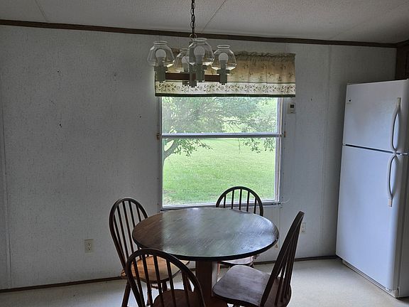 4th image of 1513 Slaydenwood Rd
