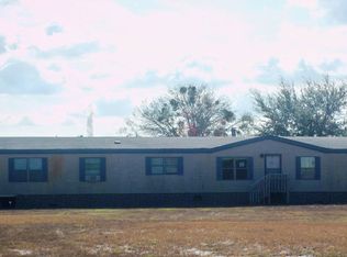 5306 Island Lake Dr, Jacksonville, FL 32226