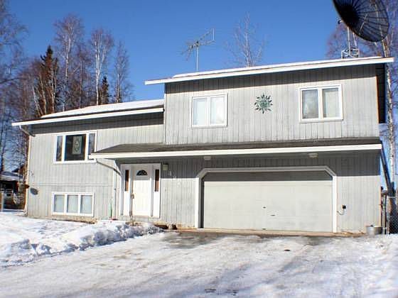 1st image of 422 Carlton Dr