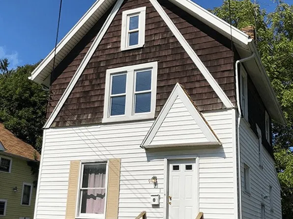931 Work Dr, Akron, OH 44320
