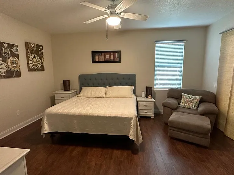 412 Waterside Cir — Photo 4