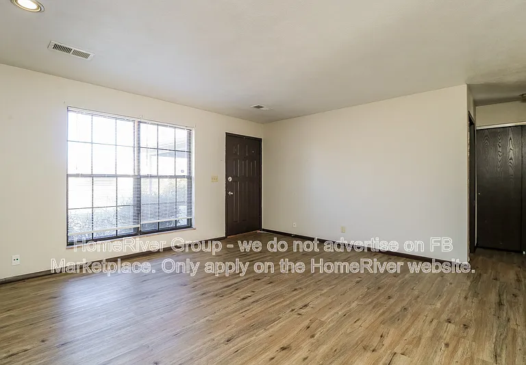 42 Kinney Dr — Photo 4