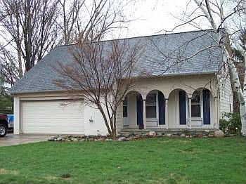 1st image of 1525 Morewood Dr SE