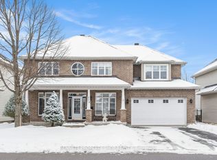 578 Devonwood Cir, Ottawa, ON K1T4E6