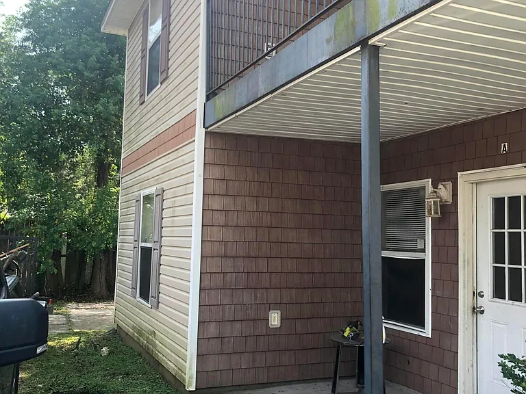 280 Rodenberg Ave #B — Photo 2