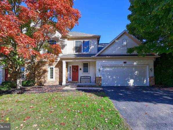 138 Creekgate Ct, Millersville, PA 17551