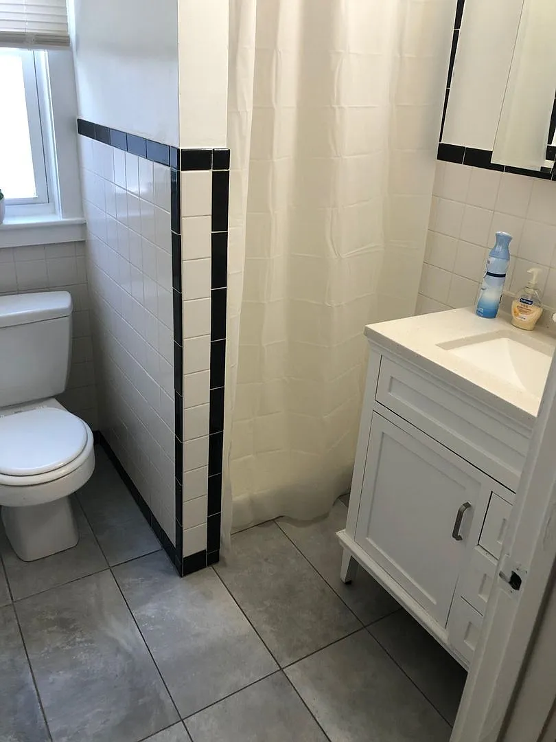 Beautiful 4 bed in Watertown — Photo 1