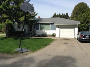 4303 6th St, Menominee, MI 49858