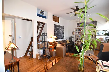 Rented by Manhattan Spaces