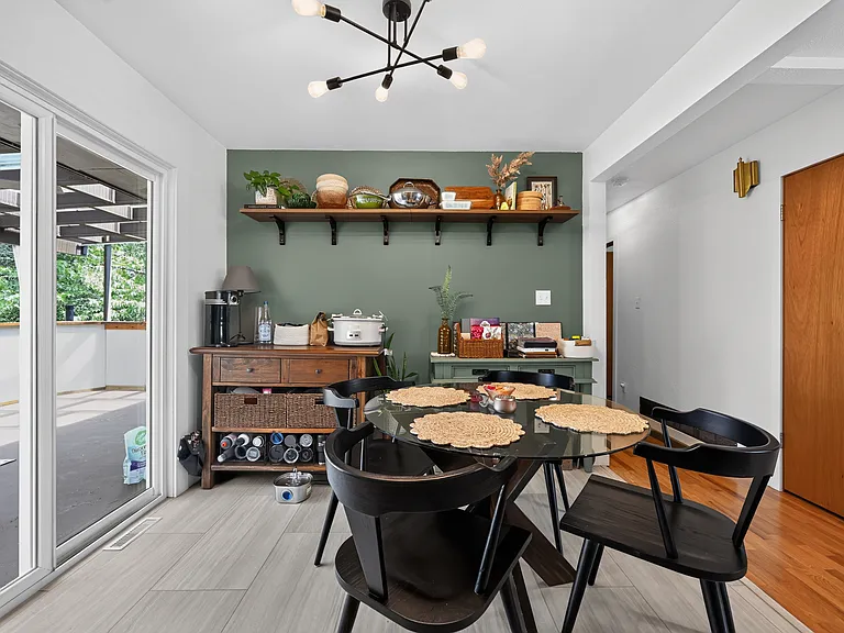 9325 Northlake Dr SW — Photo 11