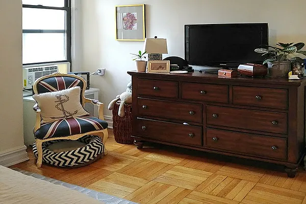 Rented by Compass | media 42