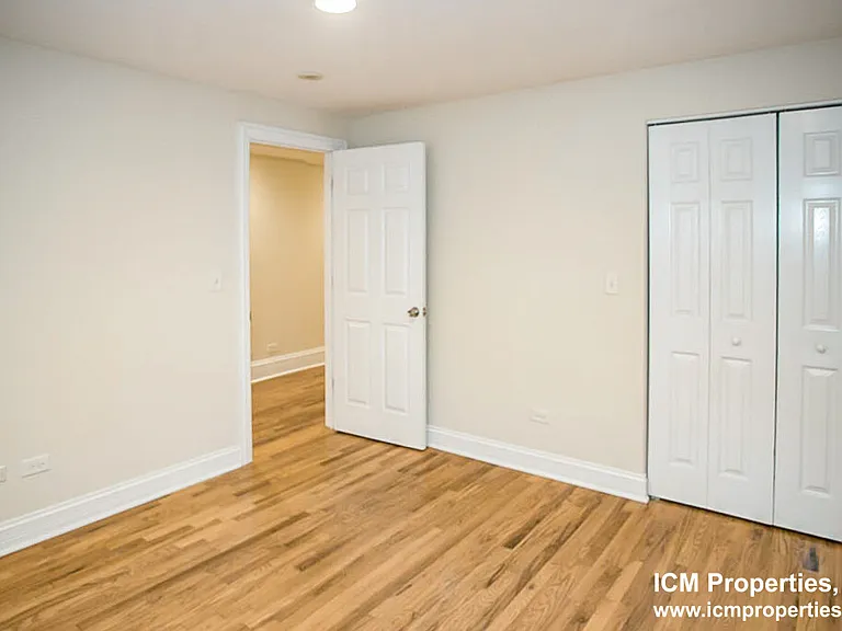 3711 N Wilton Ave #1 — Photo 10