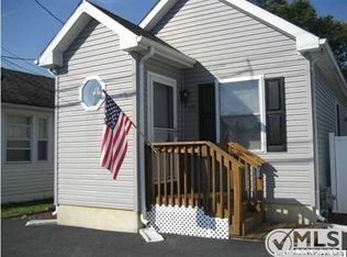 131 Bray Ave, Middletown, NJ 07748