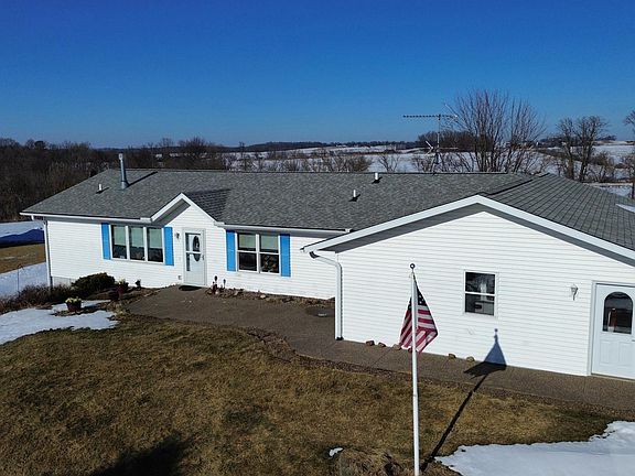 5th image of W3844 650th Ave