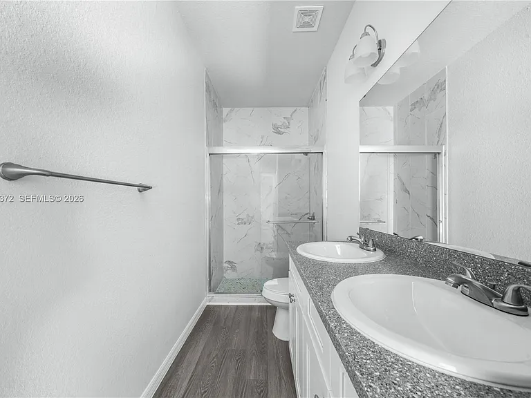 1428 Las Villas Blvd — Photo 30
