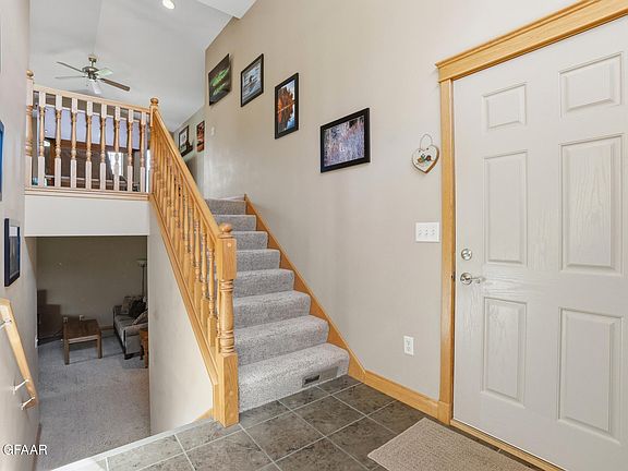 3rd image of 2334 44th Ave S