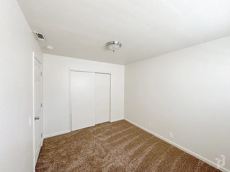 725 Sacramento St #1-4 — Photo 11