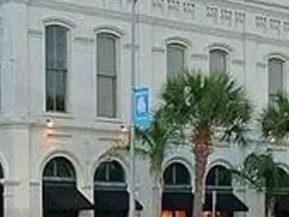 2427 Market St #4, Galveston, TX 77550