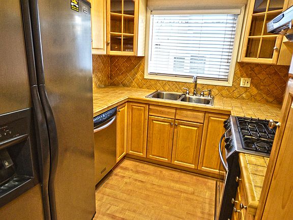 Kitchen with Stainless appliances