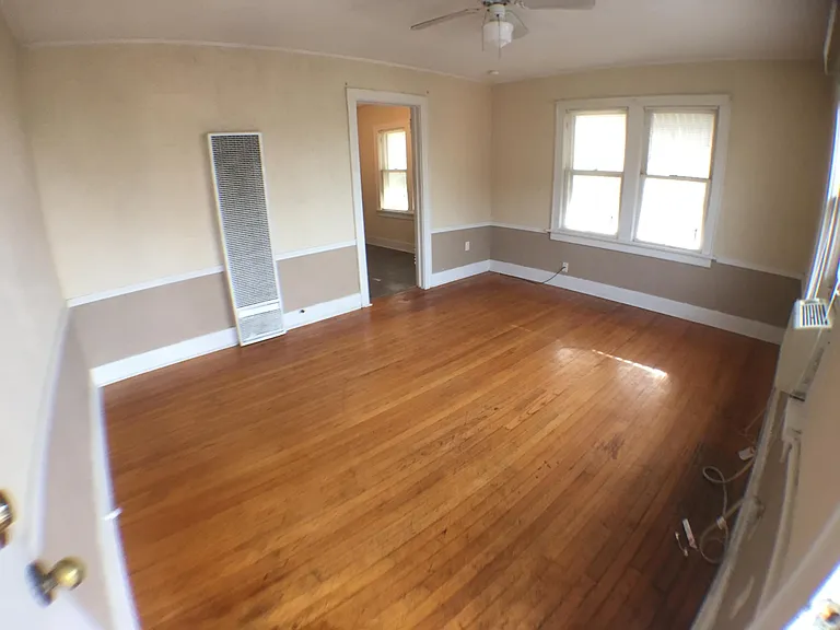 1416 NW 25th St #6 — Photo 1