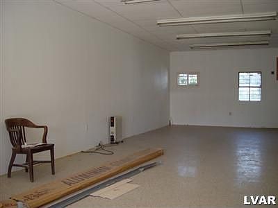 2nd image of 231 W Tilghman St
